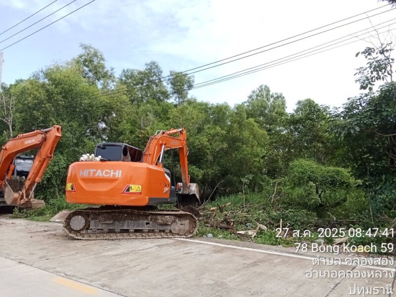 รถแม็คโครรับจ้างดอนเมือง